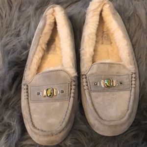 Never worn Ugg slippers Ansly Crystal